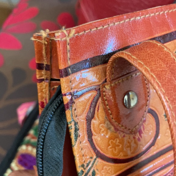 Beautiful, hand crafted, ethnic shoulder bag - Picture 13 of 15